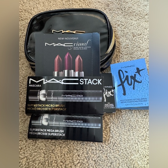 MAC Mascara stack - Picture 1 of 1